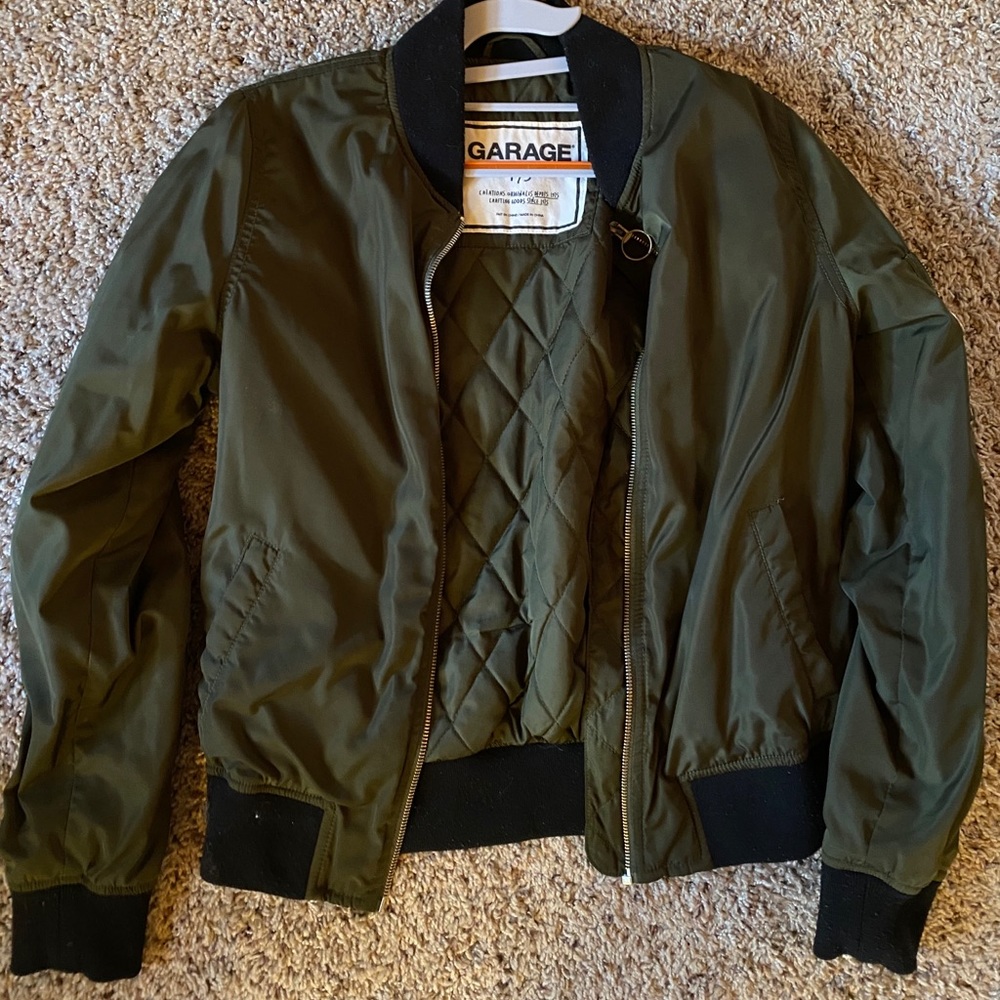 Women’s Small Army Green Bomber Jacket